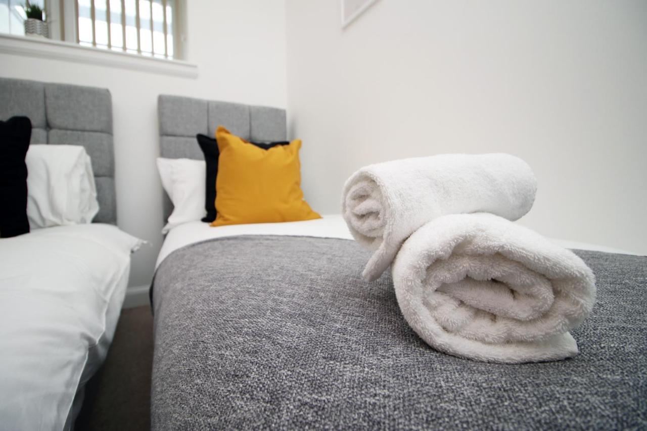 No 2 Under The Clock By Ssw - 2Br, Right In The City Centre, Sleeps 6 Cardiff Luaran gambar