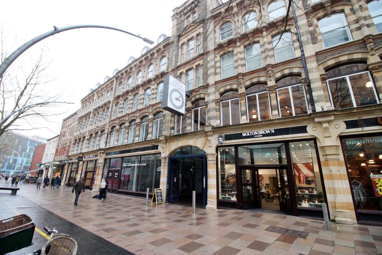 No 2 Under The Clock By Ssw - 2Br, Right In The City Centre, Sleeps 6 Cardiff Luaran gambar